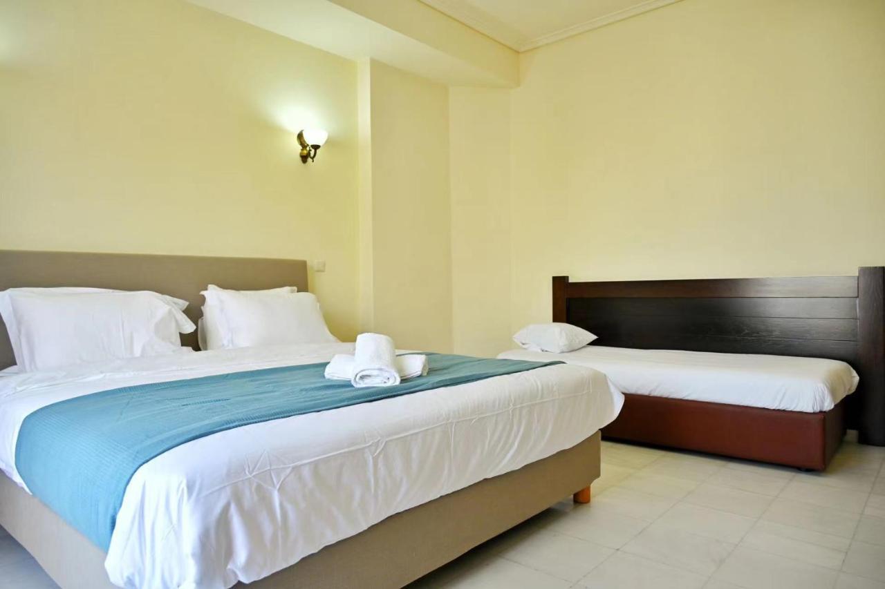 New Times Home & Hotels Near Metro Station Athens Center ภายนอก รูปภาพ